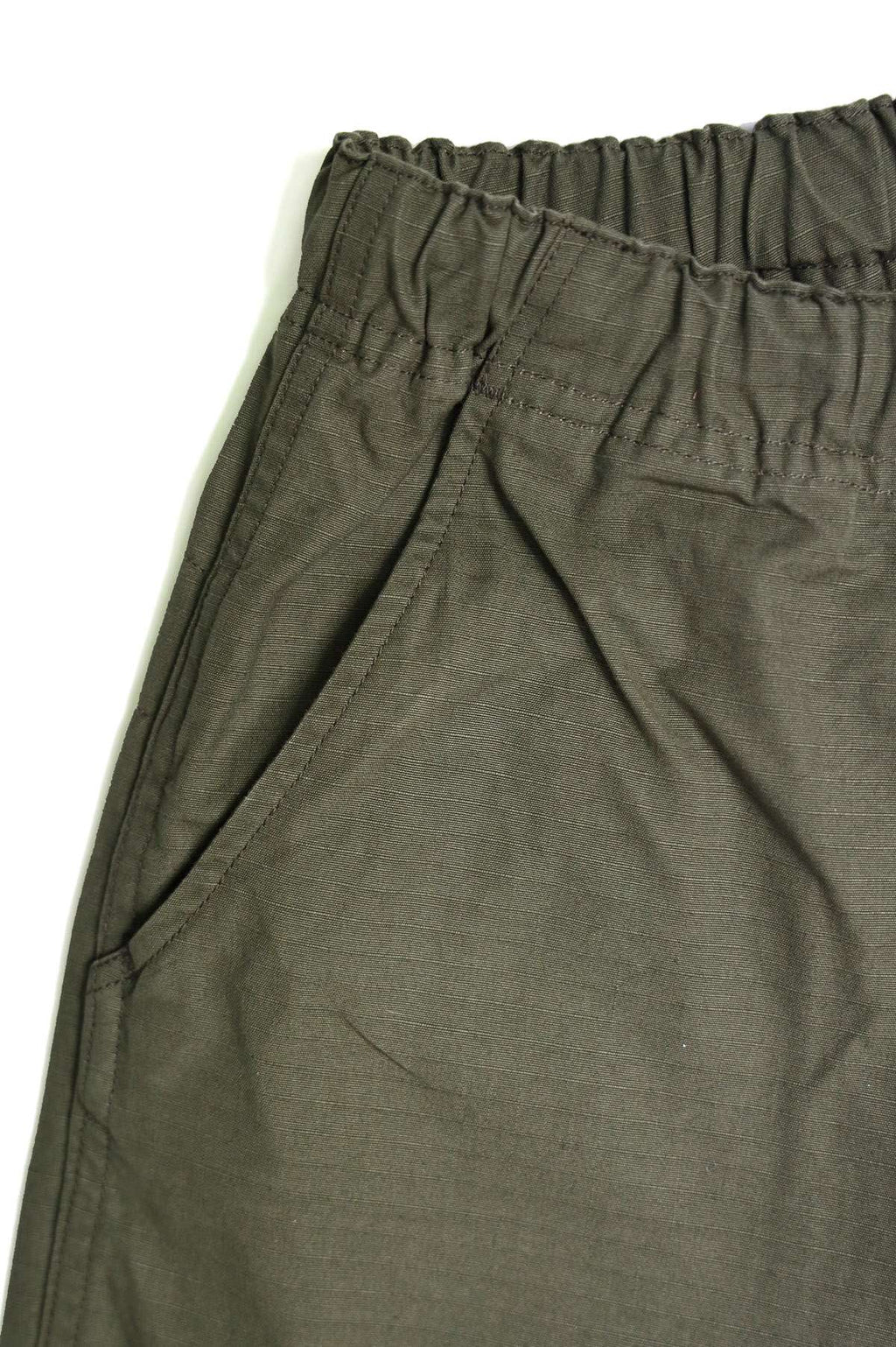 03-7022 NEW YORKER SHORTS (76 ARMY GREEN)