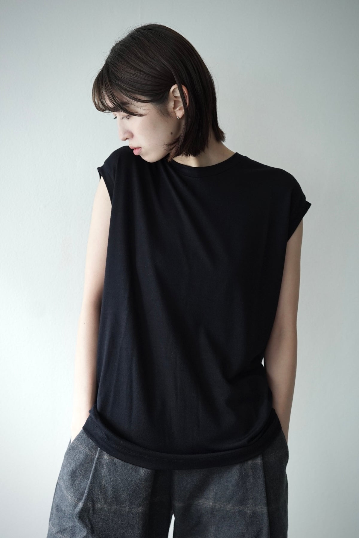 【CAPERTICA】CAP707CS01 Super140s Washable Wool DC_jersey / Loosey Tank_Top