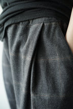 【CAPERTICA】CAP707PT08 Dark Melange Flannel Check / Peg Top Easy Pants (CHARCOAL)