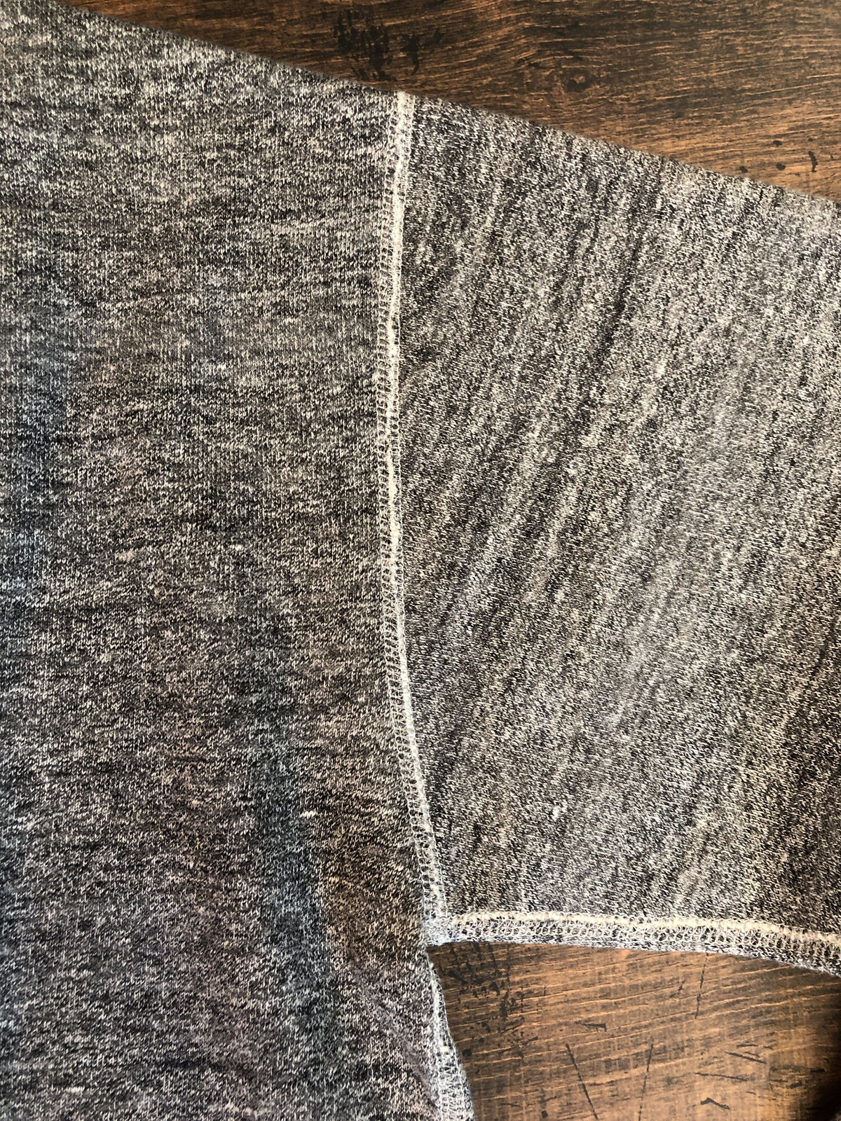 Lot 260 Front V Crew Neck Sweatshirts