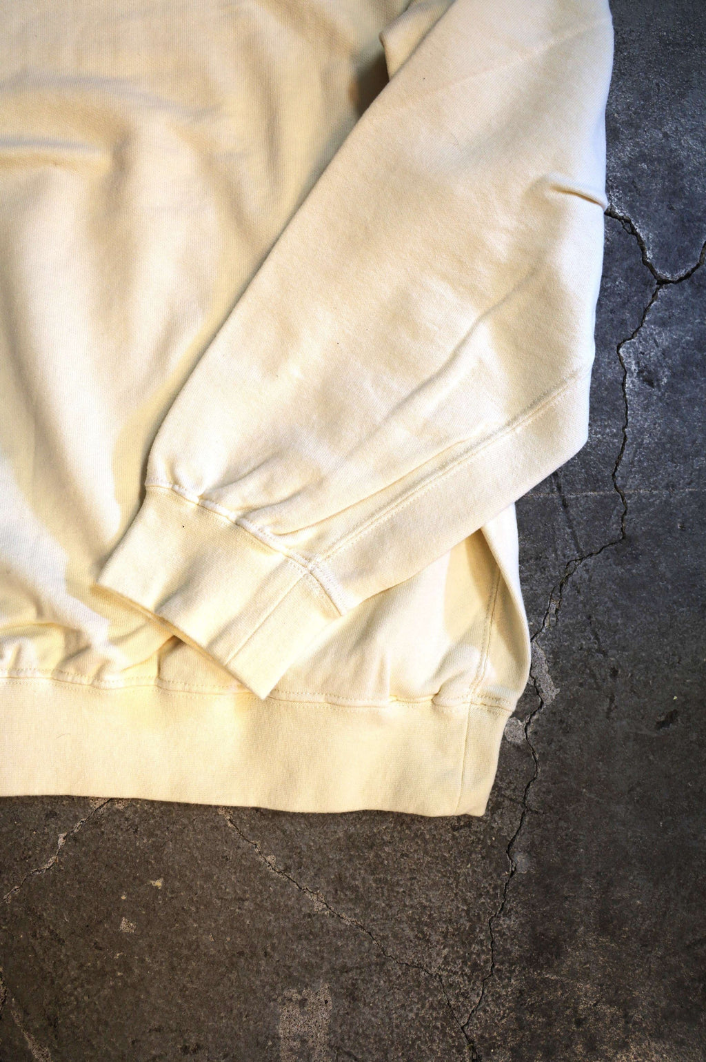 01-0044 Light Weight French Terry Crewneck Sweat Shirt (43  PALE YELLOW)