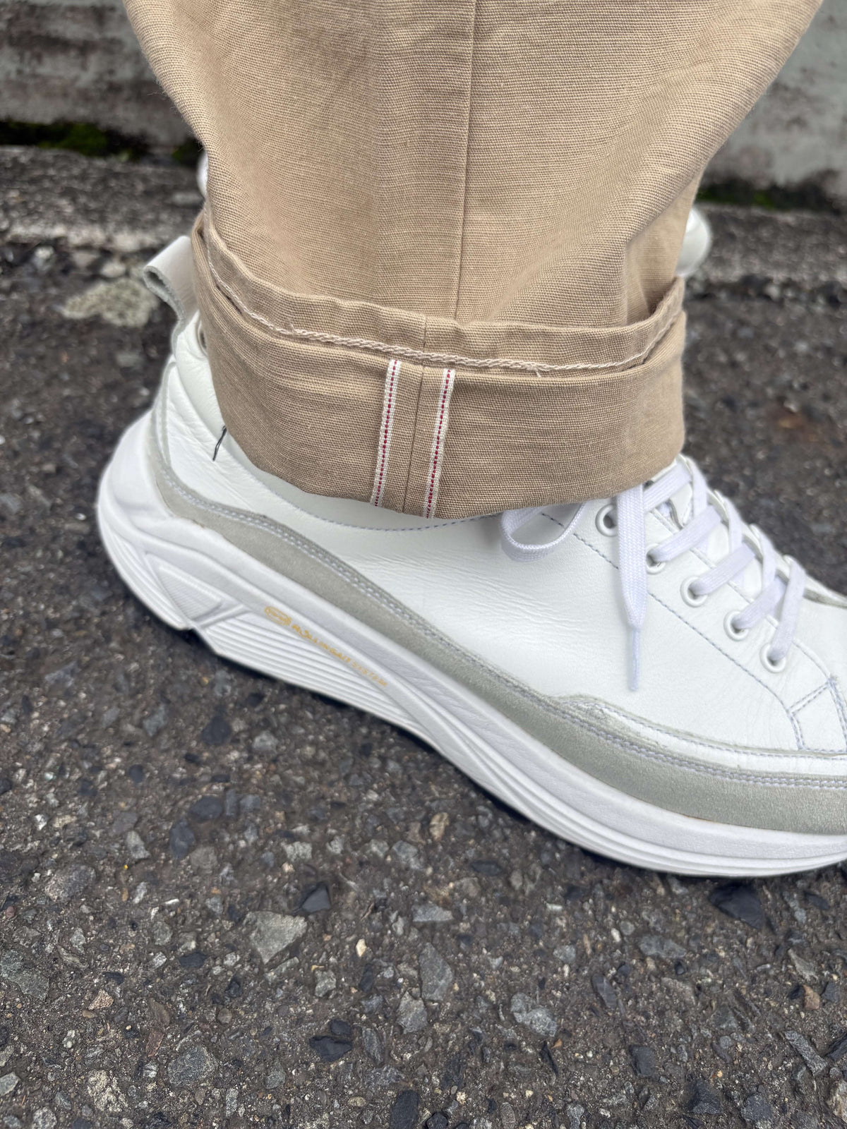 ONI266-8SVCBE 8oz Selvedge Chambray Beige Relax Straight