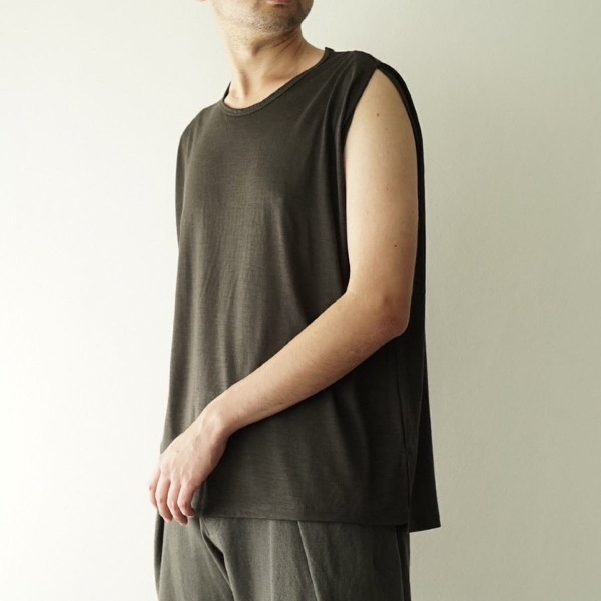 【CAPERTICA】CAP706CS29 Washable Wool Tank Top