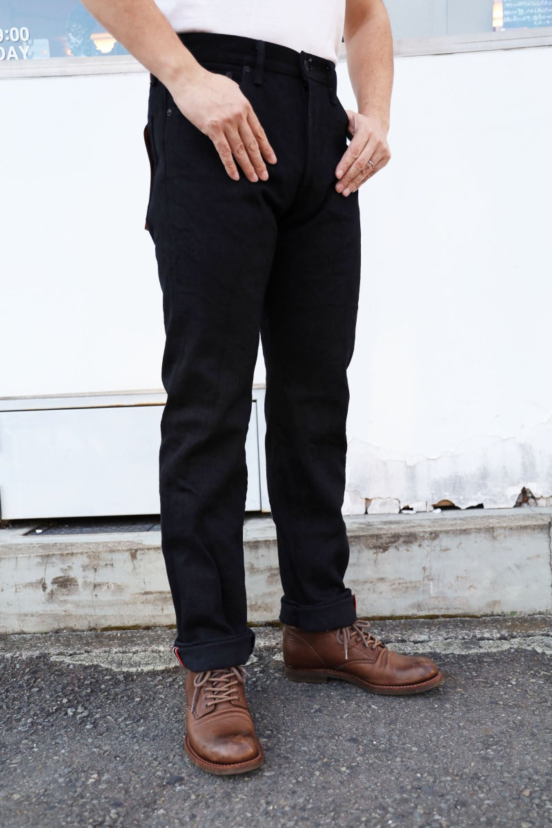 ONI246ZR-BKBK 20oz Secret Black Denim Neat Straight