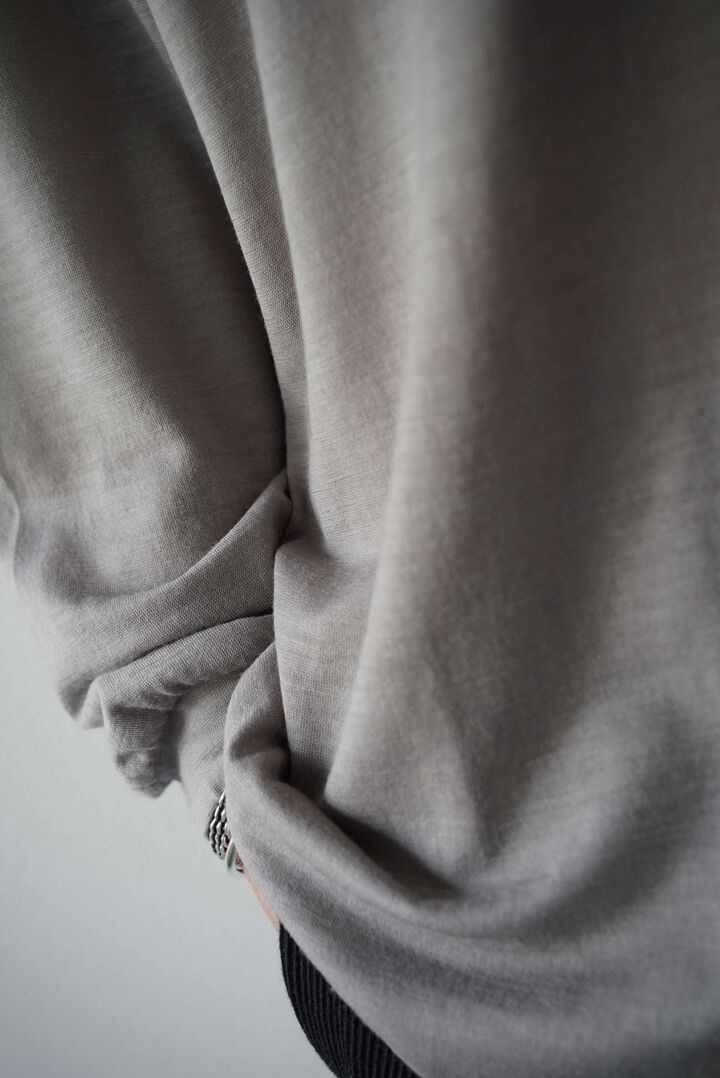【CAPERTICA】CAP708CS22 Super120s Washable Wool Jersey /Vneck L/S Tee,SHIGOKU-IRO, medium image number 18