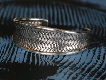 17AAS-300 Mesh Bangle,, small image number 1