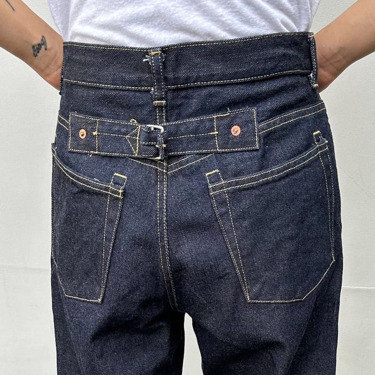 DENIMIO | 72977 Cinch-Back Jeans
