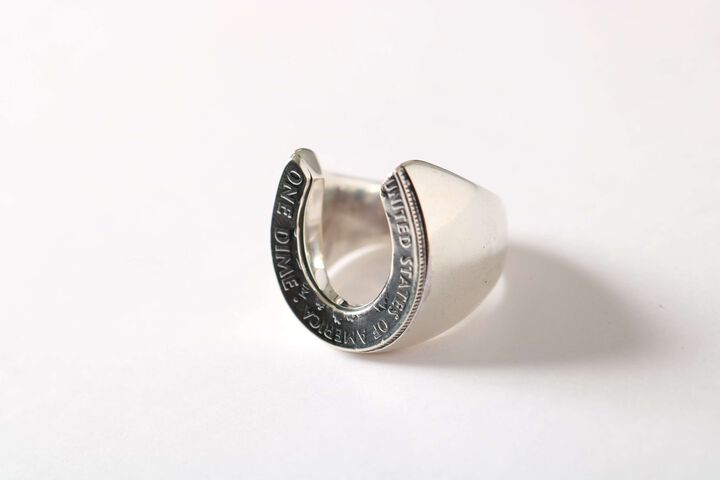 BR-8462 10C HORSESHOE RING,, medium