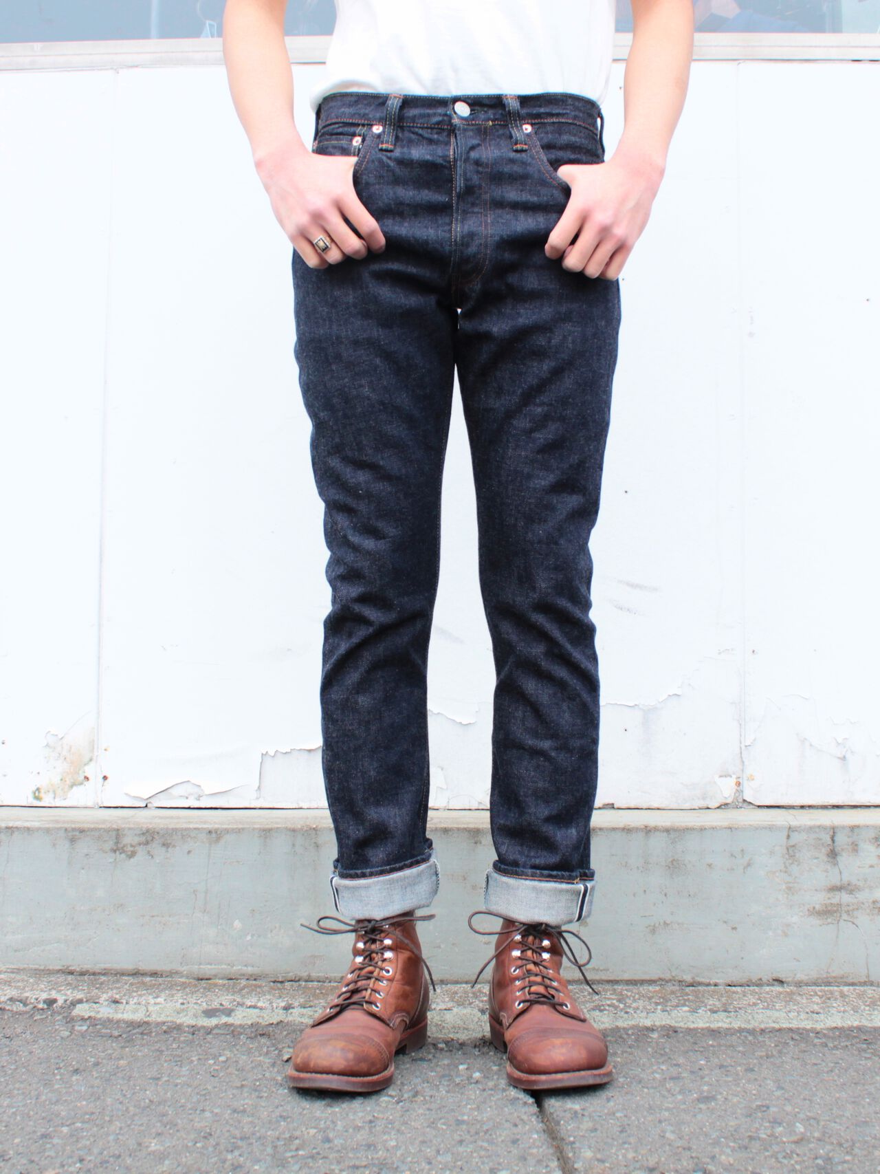 Full Count | 1109191 13.7oz SLIM STRAIGHT