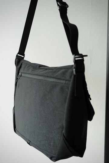 241AC07 High Density Milicloth / Messenger Bag <M> (BLACK),, small image number 1