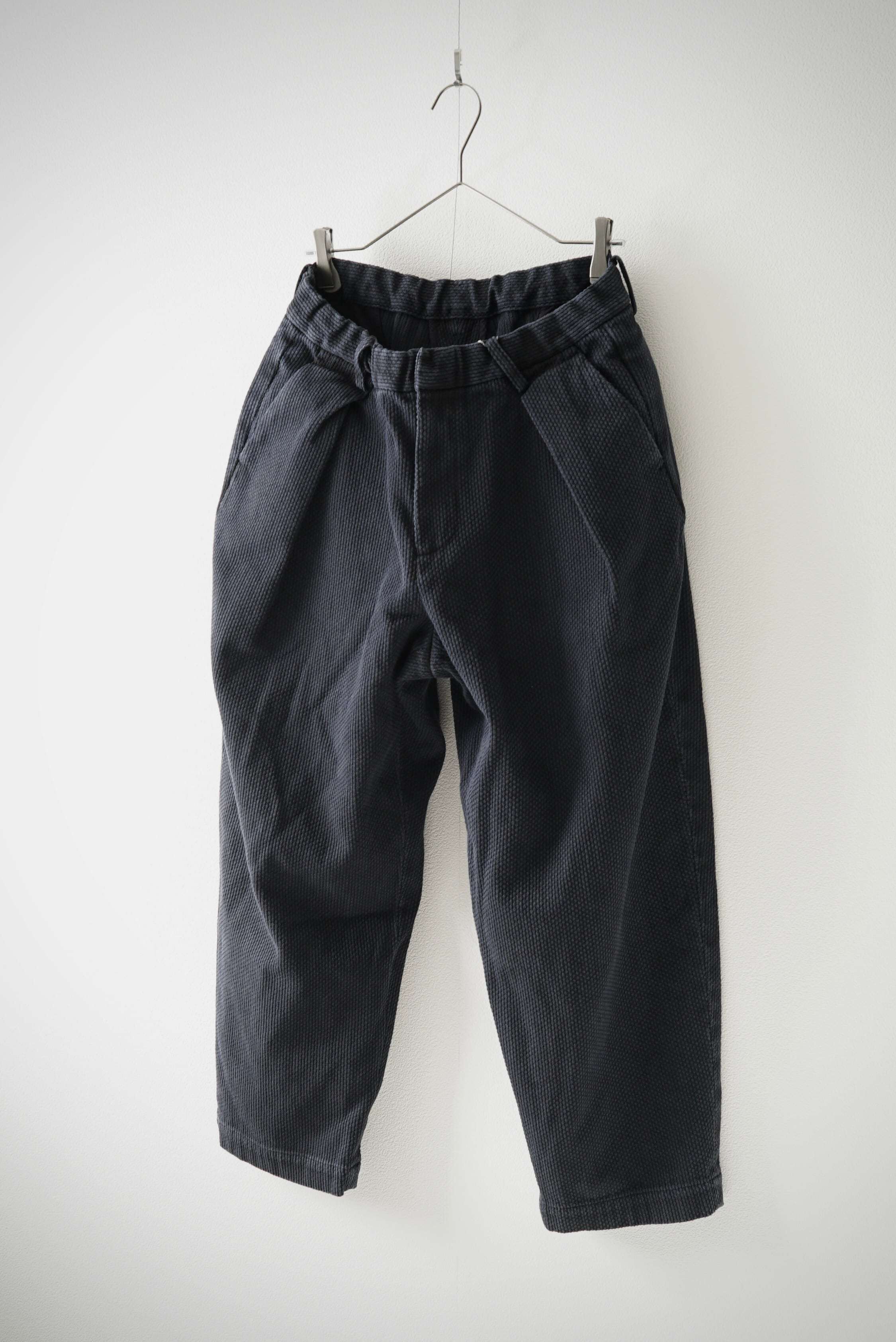 DENIMIO | 245PT08 Sashiko / W-Tuck Pants (SUMI+INDIGO)