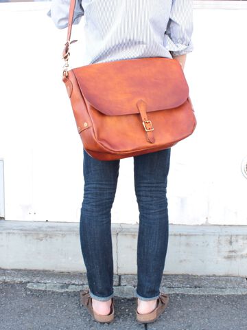 VS-248L LEATHER POSTMAN SHOULDER BAG TYPE-1 (MASTARD CAMEL),, small image number 2