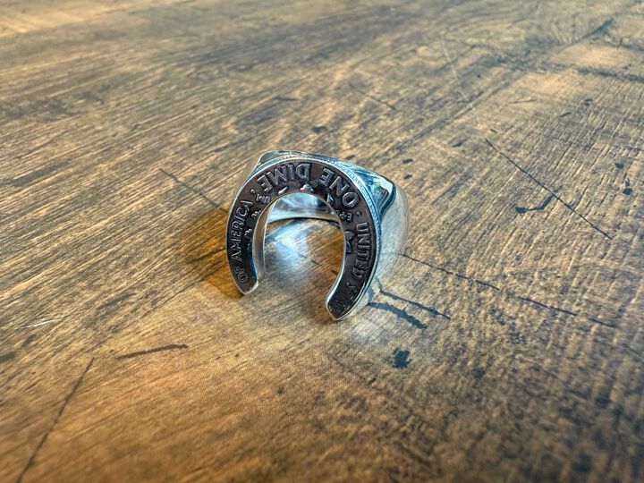 BR-8462 10C HORSESHOE RING,, medium image number 4