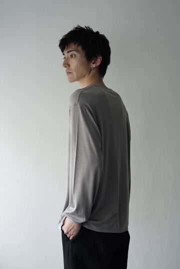 【CAPERTICA】CAP708CS22 Super120s Washable Wool Jersey /Vneck L/S Tee,SHIGOKU-IRO, small image number 16