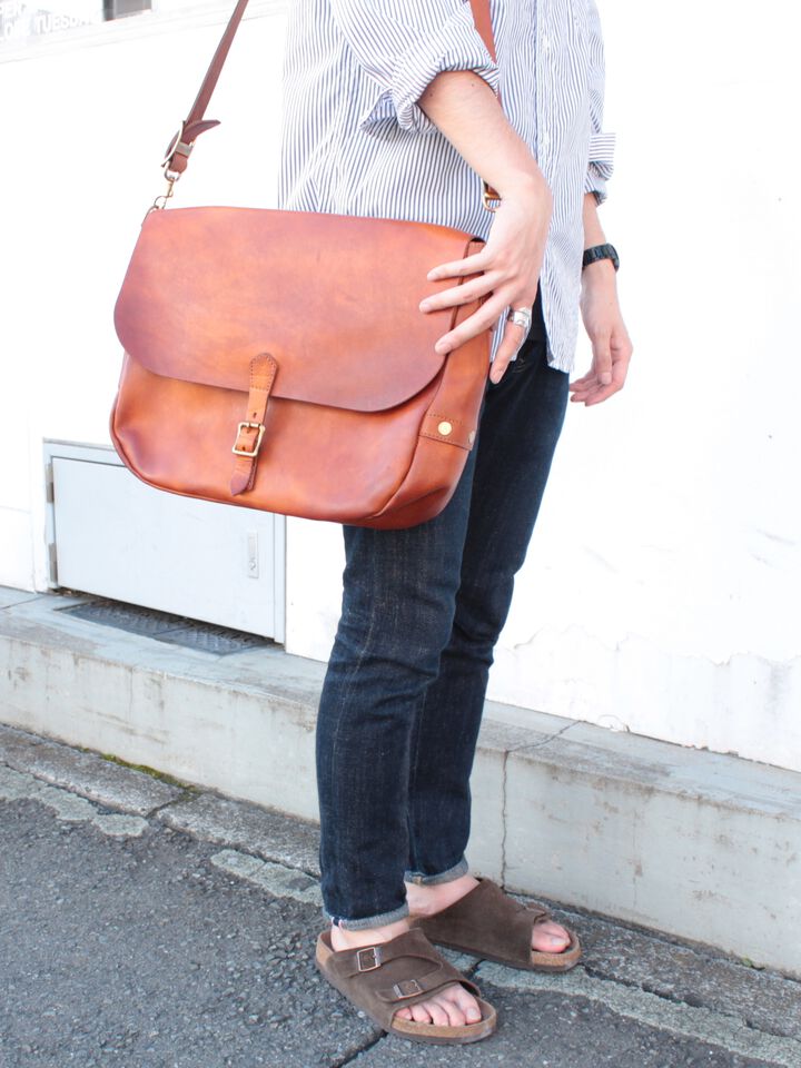 VS-248L LEATHER POSTMAN SHOULDER BAG TYPE-1 (MASTARD CAMEL),, medium image number 1