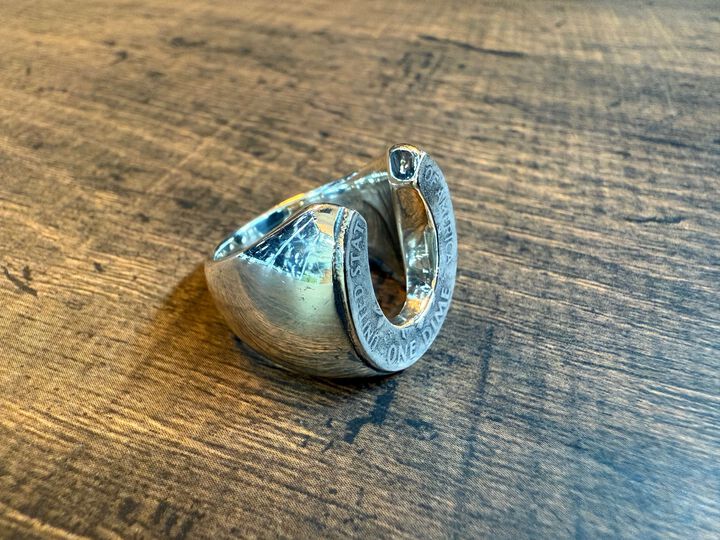 BR-8462 10C HORSESHOE RING,, medium image number 2