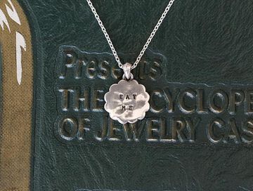 17AJK-150 Eat Me Necklace,, small image number 2