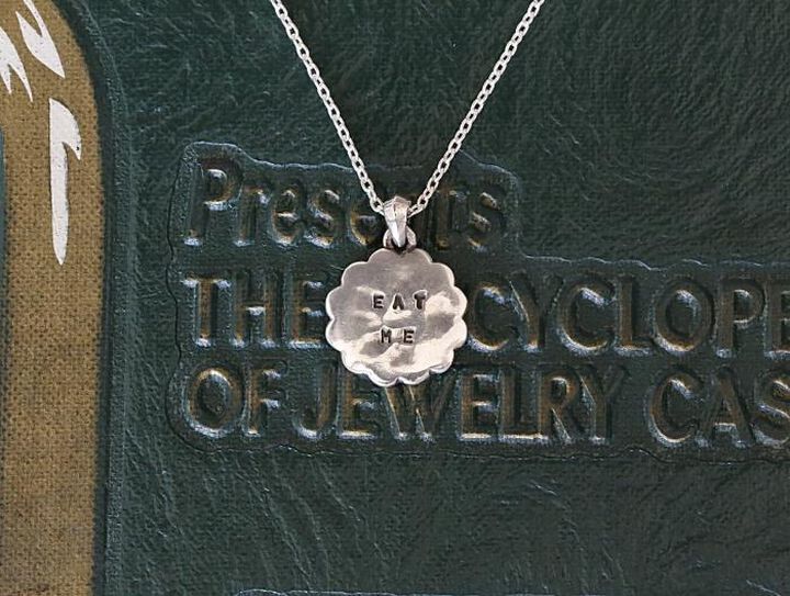17AJK-150 Eat Me Necklace,, medium image number 2