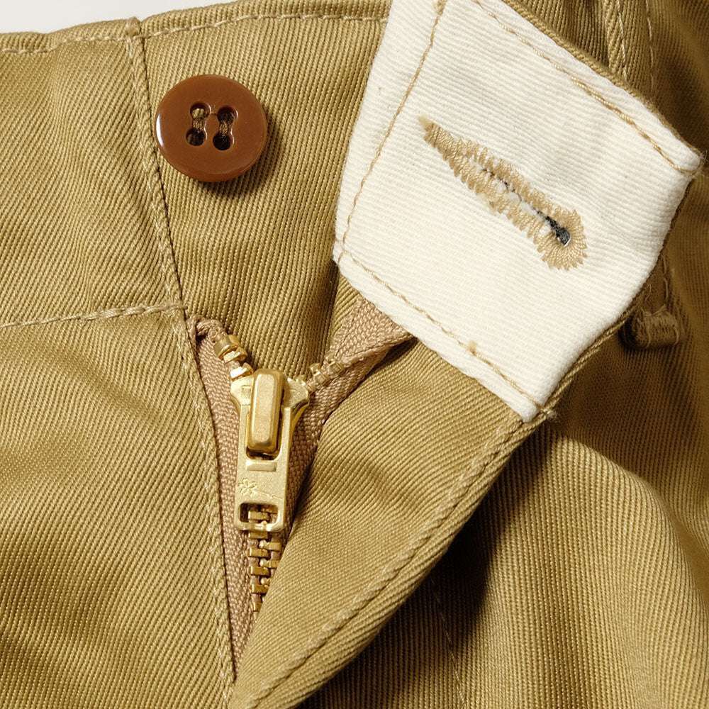 BURGUS PLUS Lot.401 Chino Pants – Cold Mercerized West Point Cotton