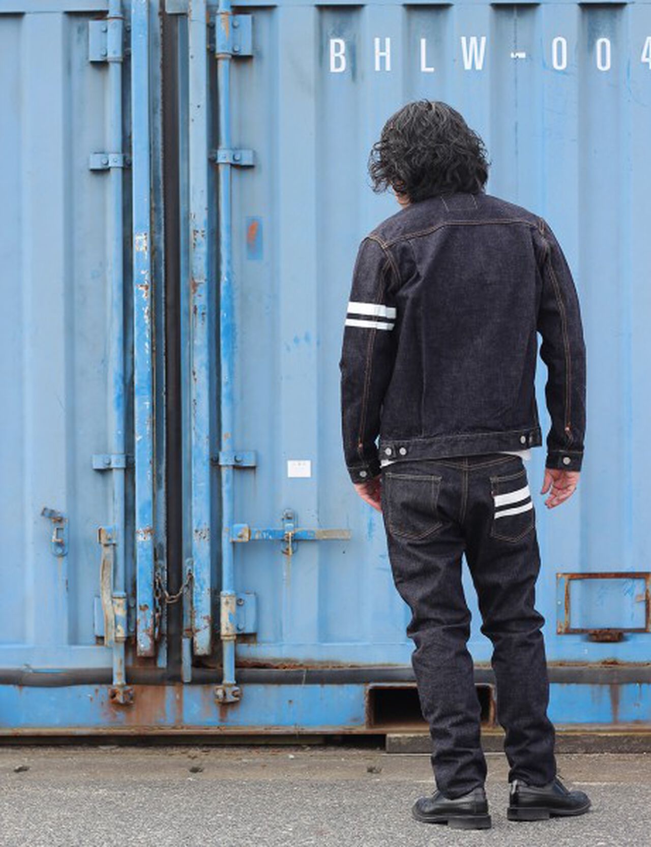 Momotaro Jeans 0105SP 15.7oz Deep Colored Indigo Going to Battle 