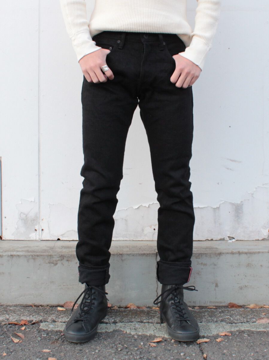 ONI-622ZR-BKBK 20oz Secret Black Denim Relax Tapered ONI-622ZR-BKBK 20oz Secret Black Denim Relax Tapered